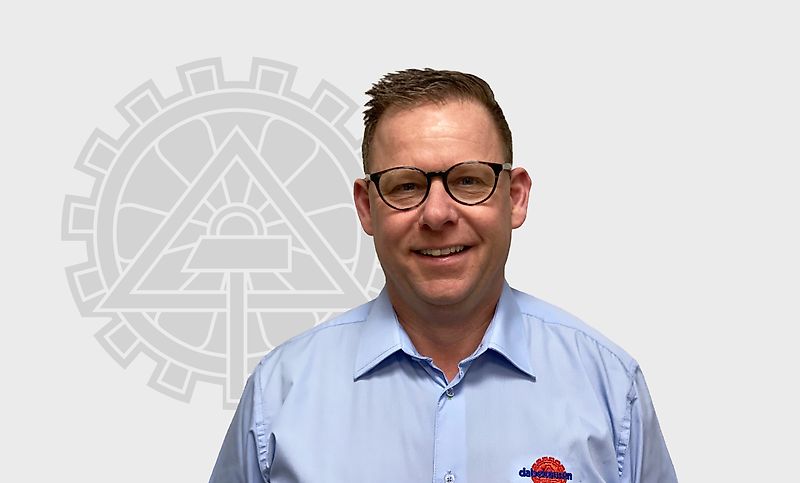 Persona de contacto Sr. Jac Peeters