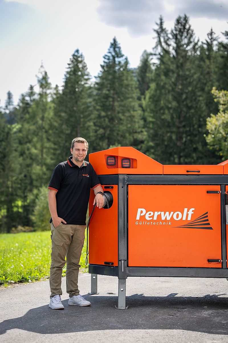 Persona de contacto Sr. Niklas Sunderkemper