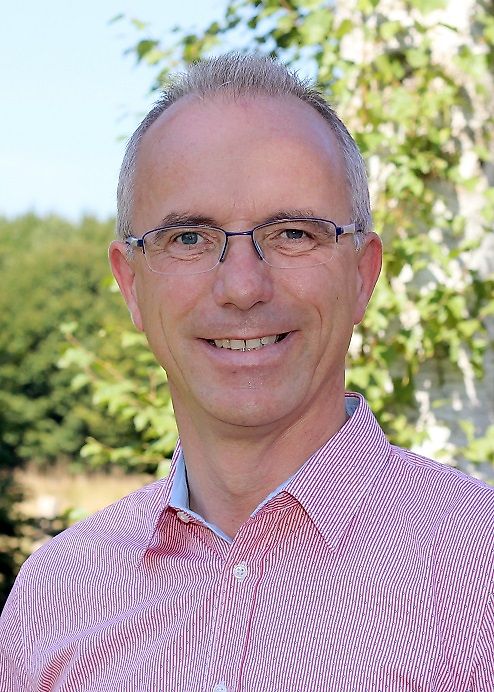 Persona de contacto Sr. Robert Quinte